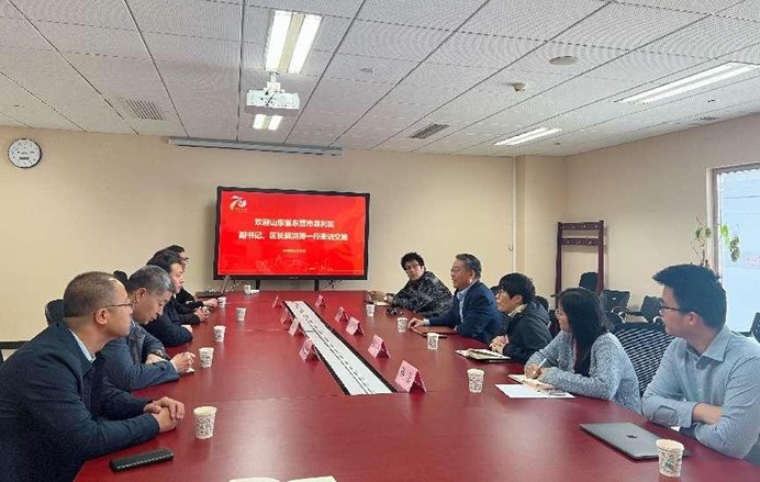 0426山东东营来中石大.jpg