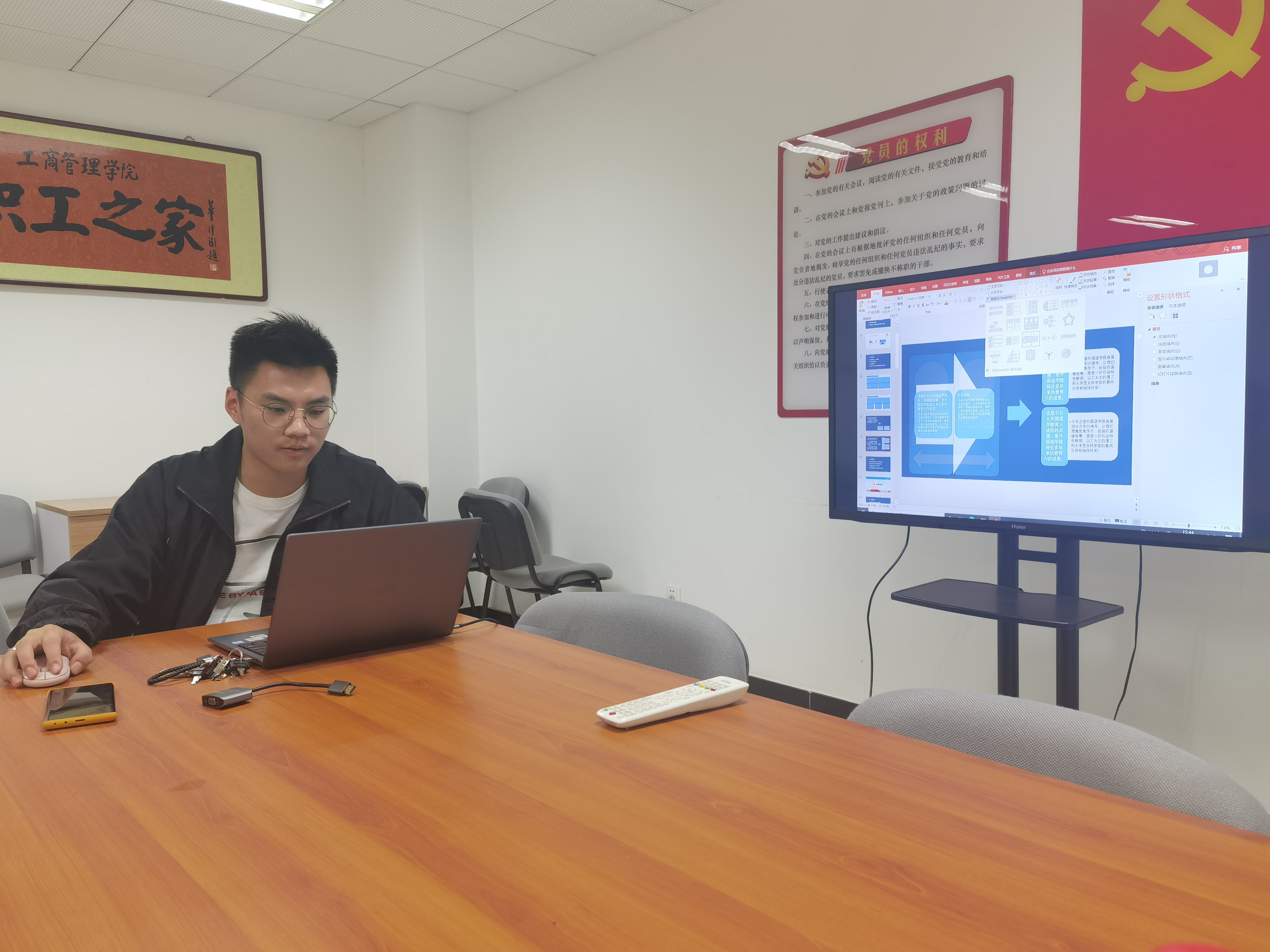 577f4513294c4b0a973a21f67b6ffde3.jpg 577f4513294c4b0a973a21f67b6ffde3.jpg