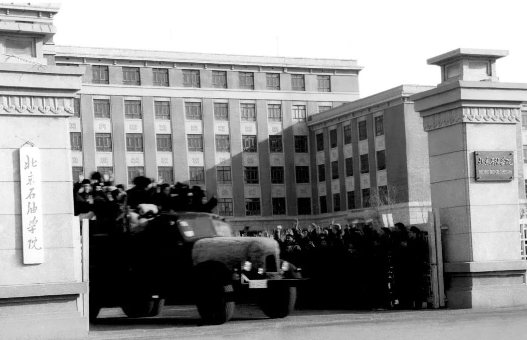 3d6b794a71f24f41bc3aaf775cad7b54.jpg 3d6b794a71f24f41bc3aaf775cad7b54.jpg