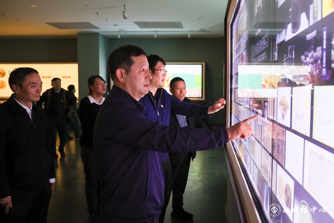 罗子怡摄影 (28).jpg