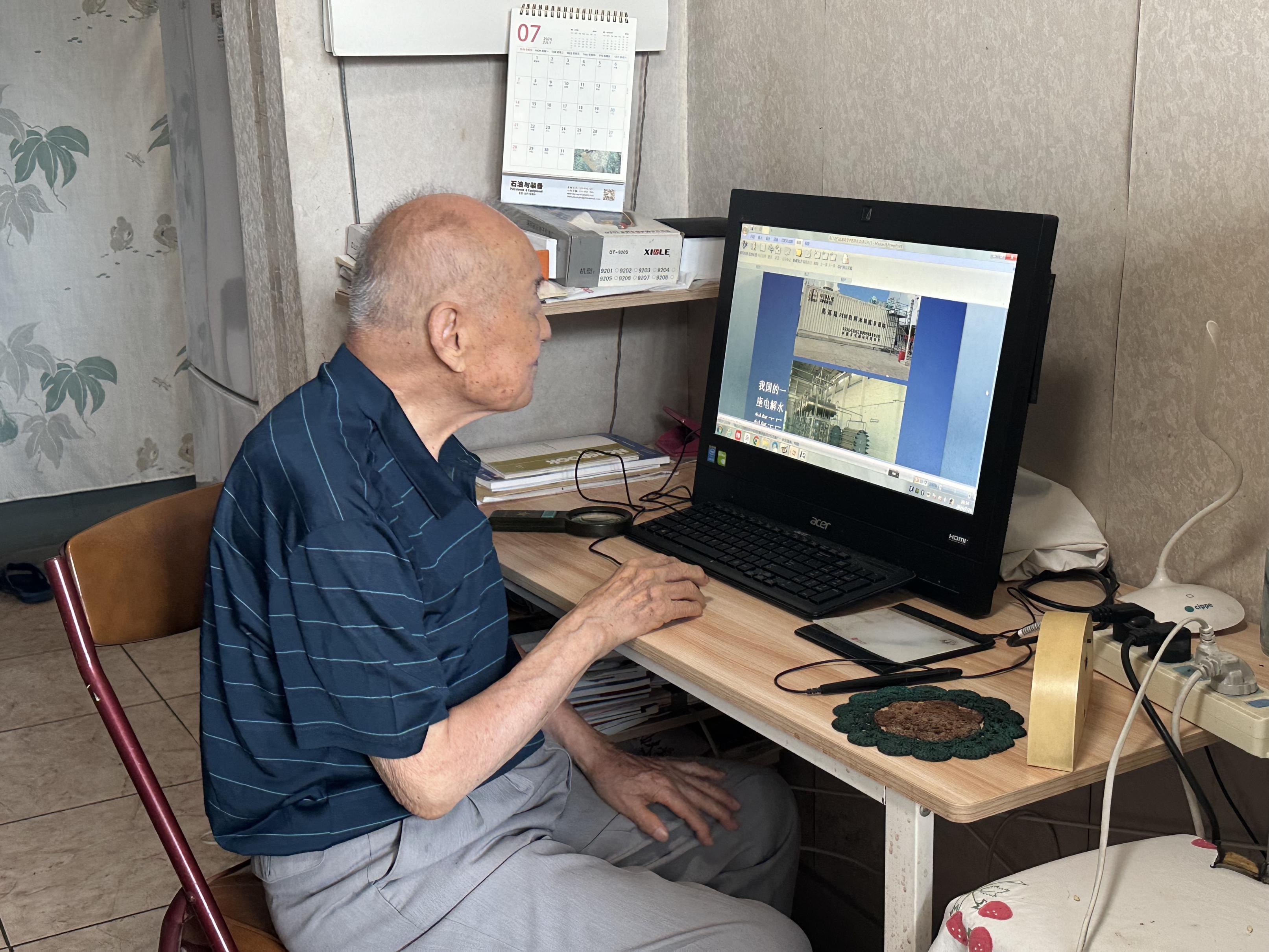 方华灿.jpeg