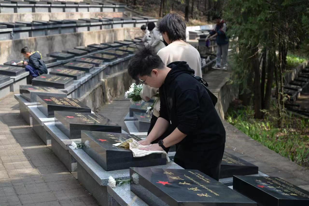 微信图片_20230407093648.jpg